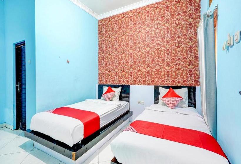 Hotel Oyo 3710 Izzi