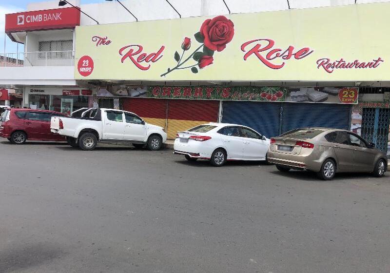 Hotelli Spot On 90077 Cherry's Lodge