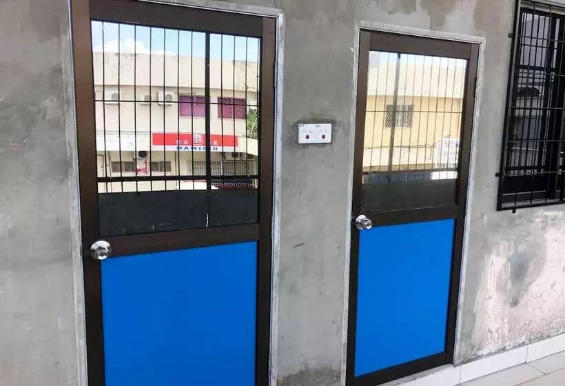 Hotelli Spot On 90077 Cherry's Lodge