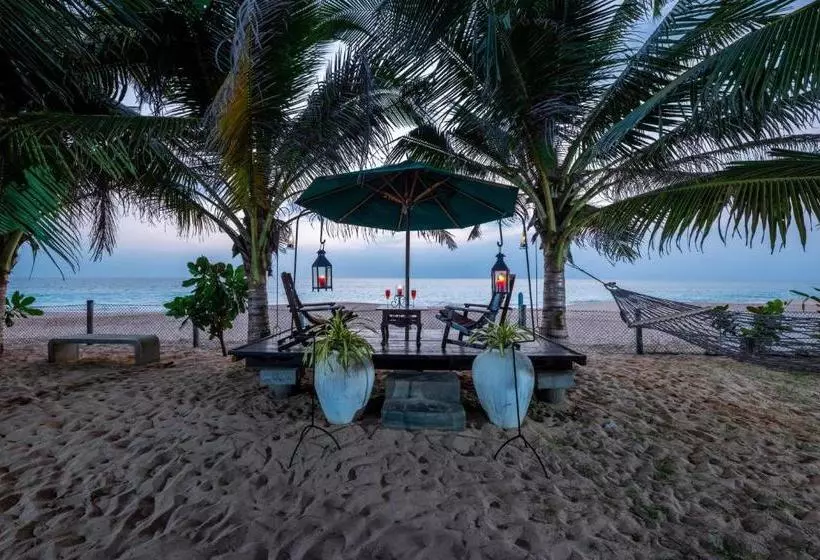 Hotelli The Max Wadiya