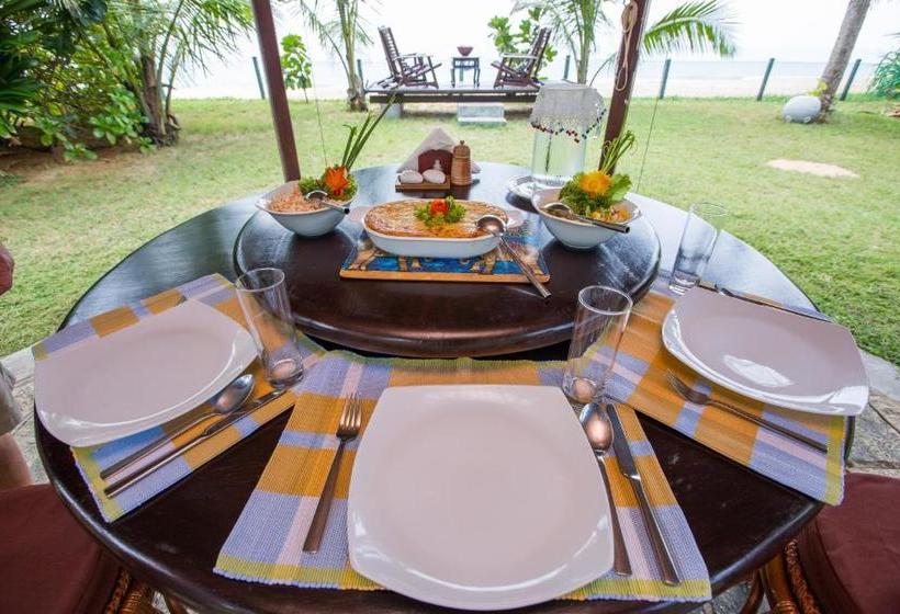 Hotel The Max Wadiya