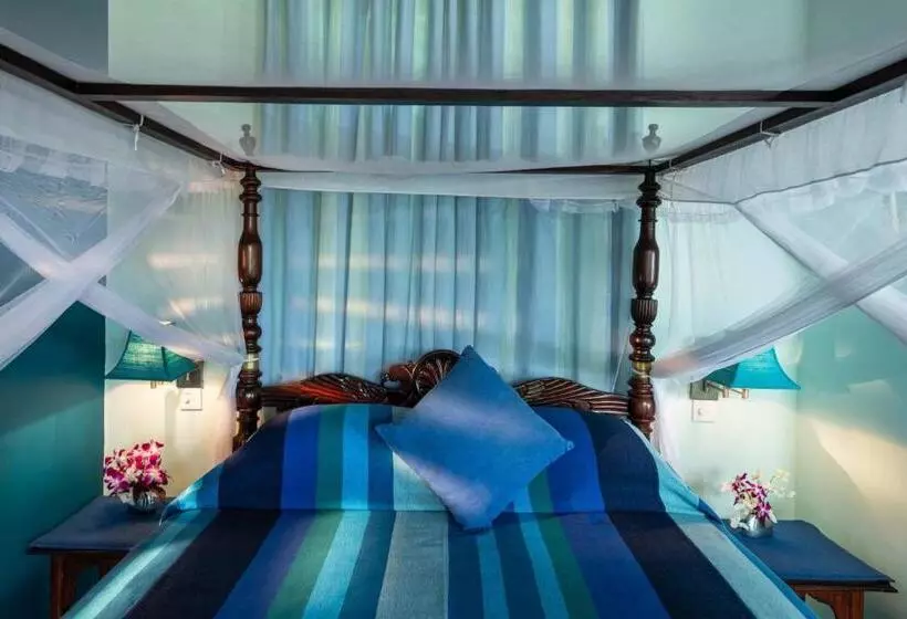 Hotelli The Max Wadiya