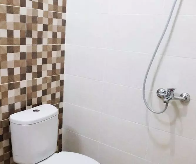 ベッドアンドブレックファースト Gapura Residence Airport Semarang By Sinergi