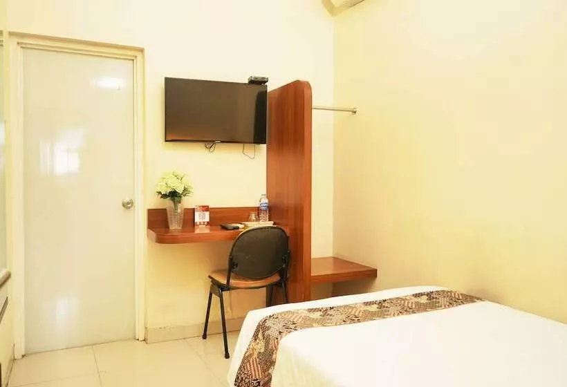 ベッドアンドブレックファースト Gapura Residence Airport Semarang By Sinergi