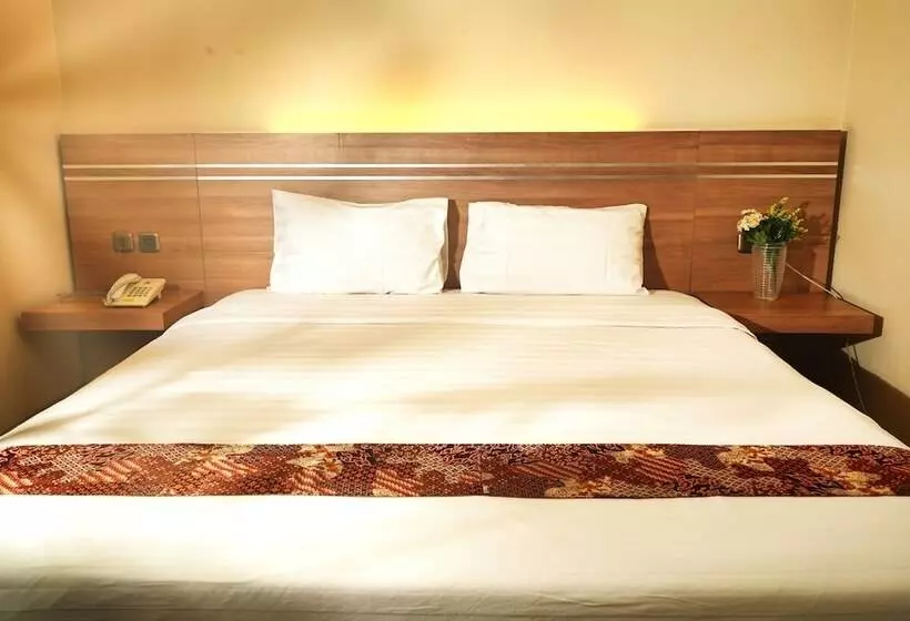 ベッドアンドブレックファースト Gapura Residence Airport Semarang By Sinergi