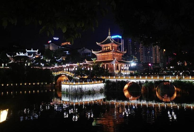 Hotell 7 Days Premium·guiyang South Baoshan Road