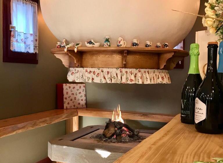 فندق Agriturismo Casale Ai Prati