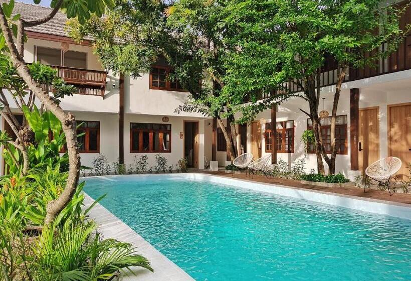 בית מלון כפרי Aono