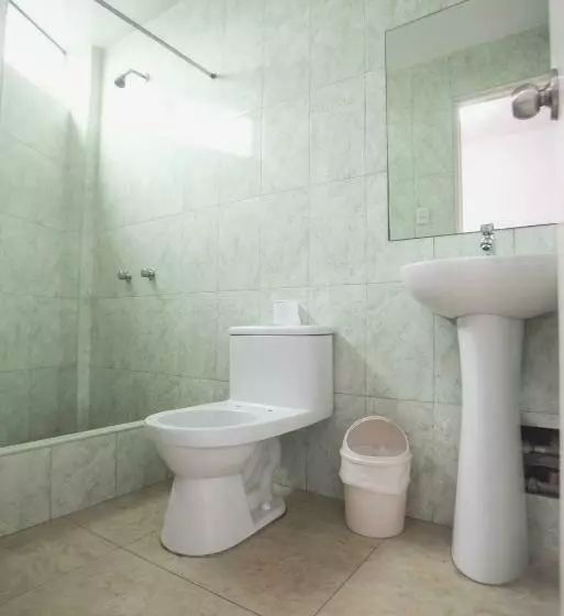 Hotel Hostal Sueños Breña
