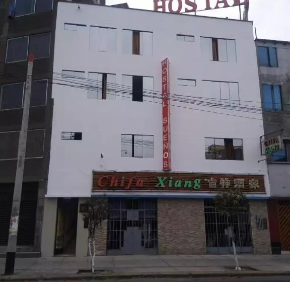 Hotel Hostal Sueños Breña