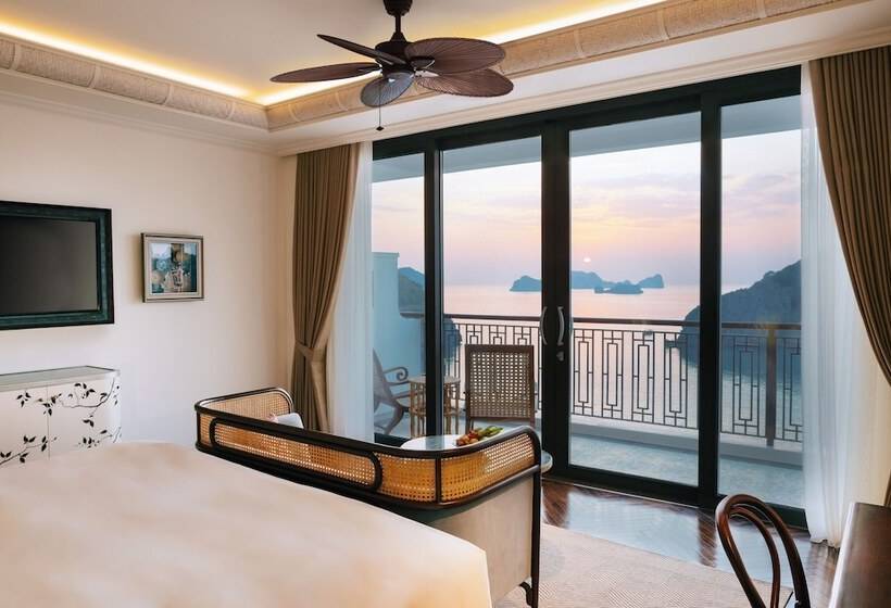هتل Hôtel Perle D Orient Cat Ba Mgallery