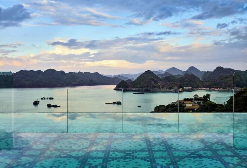 هتل Hôtel Perle D Orient Cat Ba Mgallery