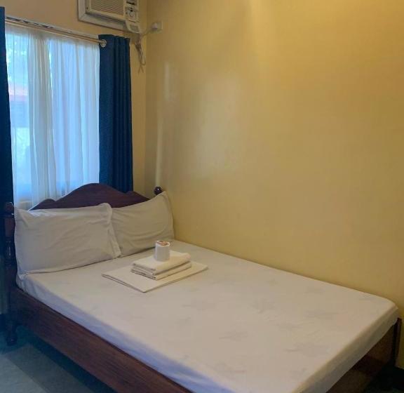 Hotel Jack S Dormitory