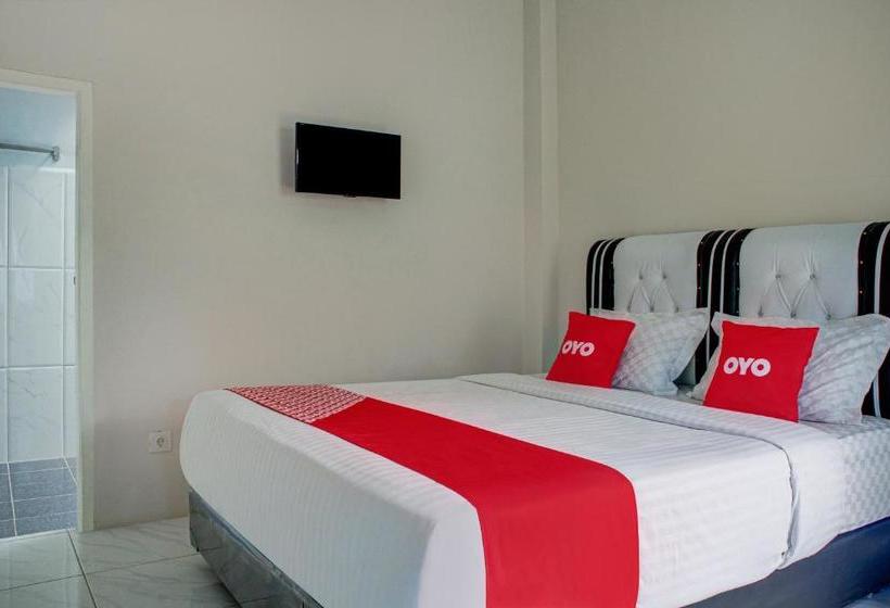 فندق Oyo 3266 Alifah Residence Syariah