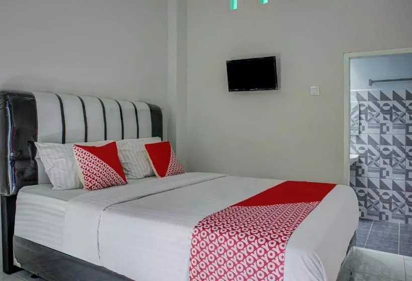 هتل Oyo 3266 Alifah Residence Syariah