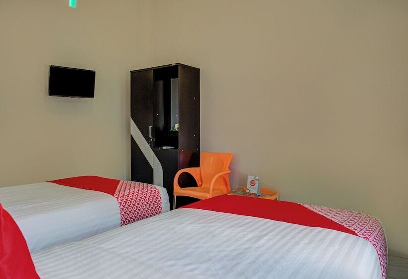 فندق Oyo 3266 Alifah Residence Syariah