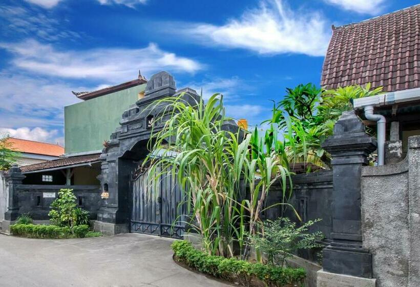 Отель Oyo 3488 Puri Mas Kawan