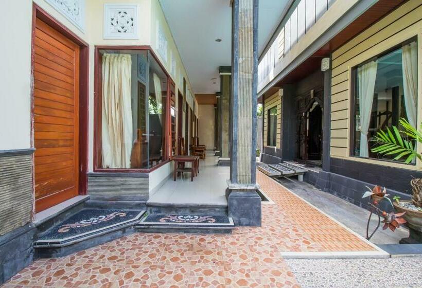 Отель Oyo 3488 Puri Mas Kawan