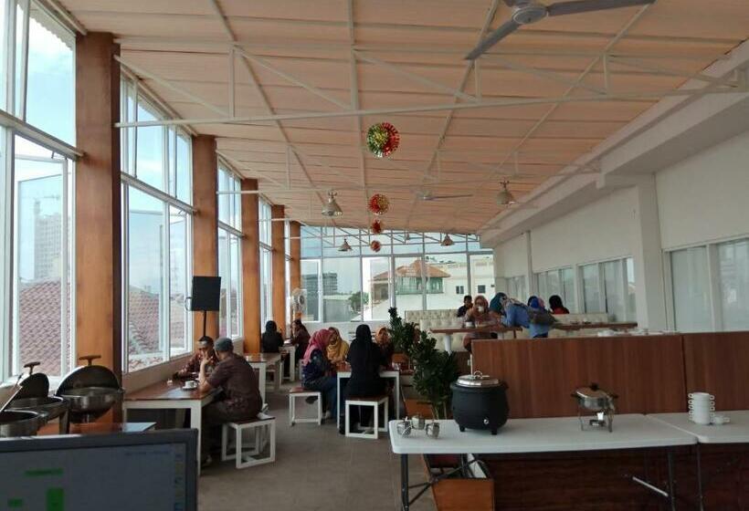 Red Orchid Hotel By Sajiwa