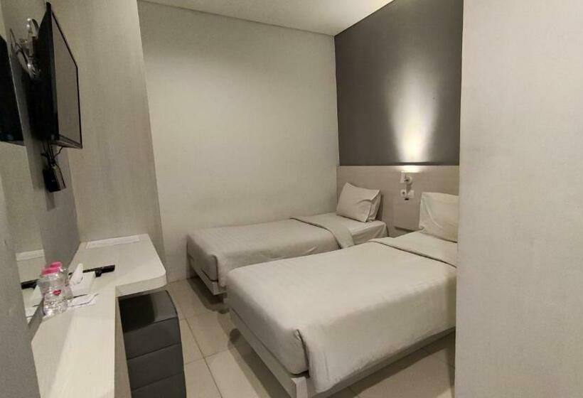 Red Orchid Hotel By Sajiwa