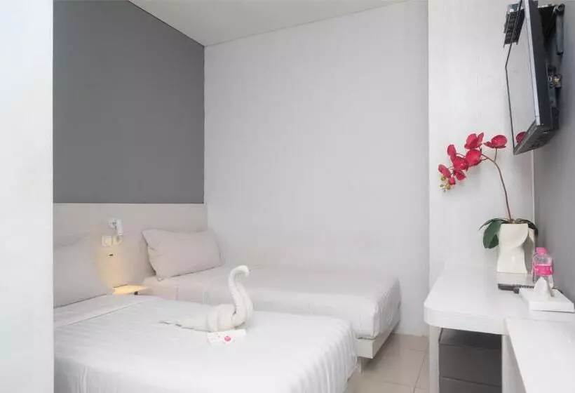 Red Orchid Hotel By Sajiwa