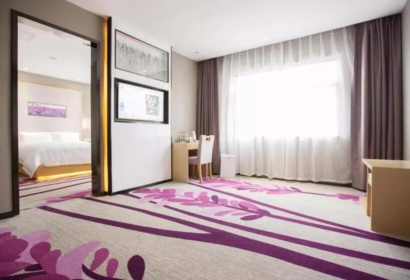 Lavande Hotel Chengdu Xihe Bolin Plaza