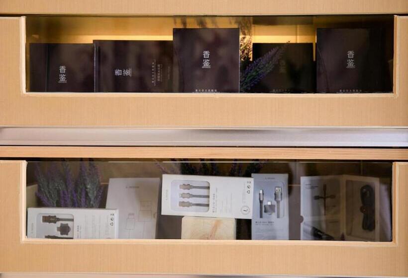 Lavande Hotels·shenzhen North Railway Station Longhua Bus Terminal