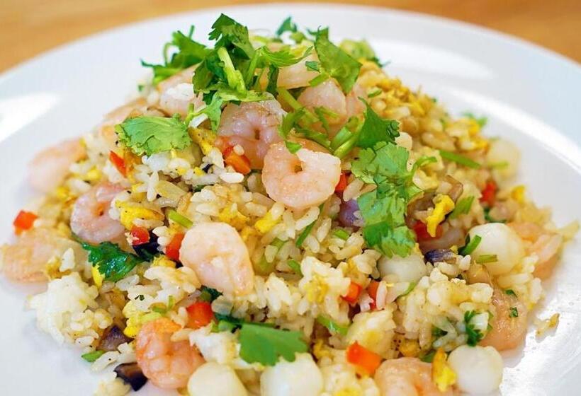 هتل Nhà Nghỉ Diễm Quỳnh