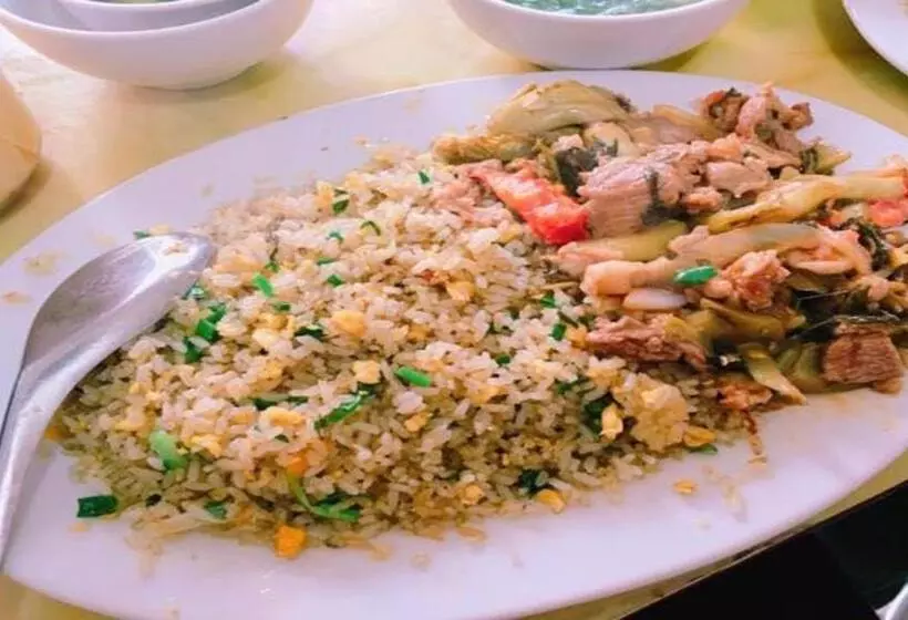 هتل Nhà Nghỉ Diễm Quỳnh