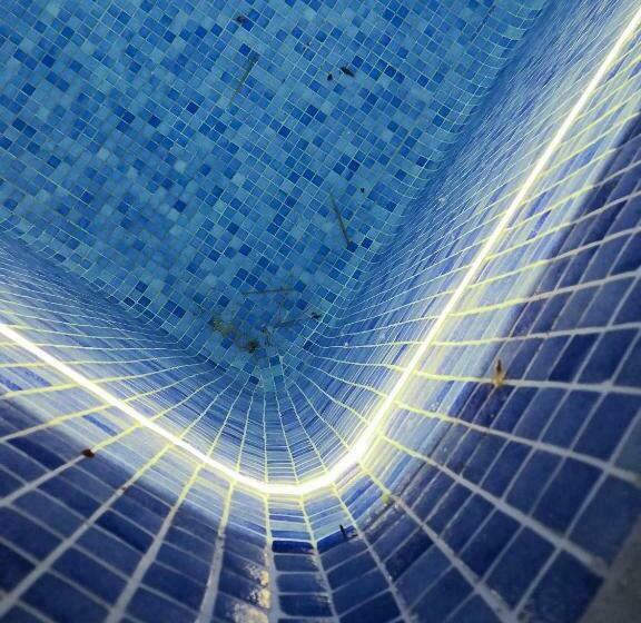 Ronda Center Apartments With Pool