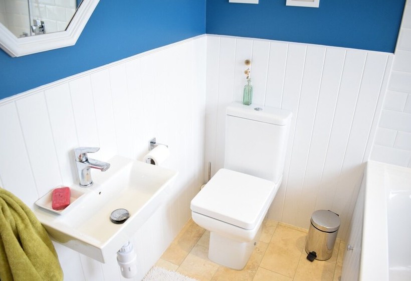 Modern Family Home In London