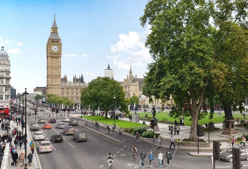 Modern Family Home In London