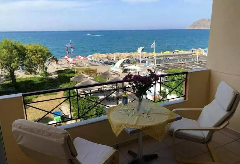 Majatalo Leonidas Rooms