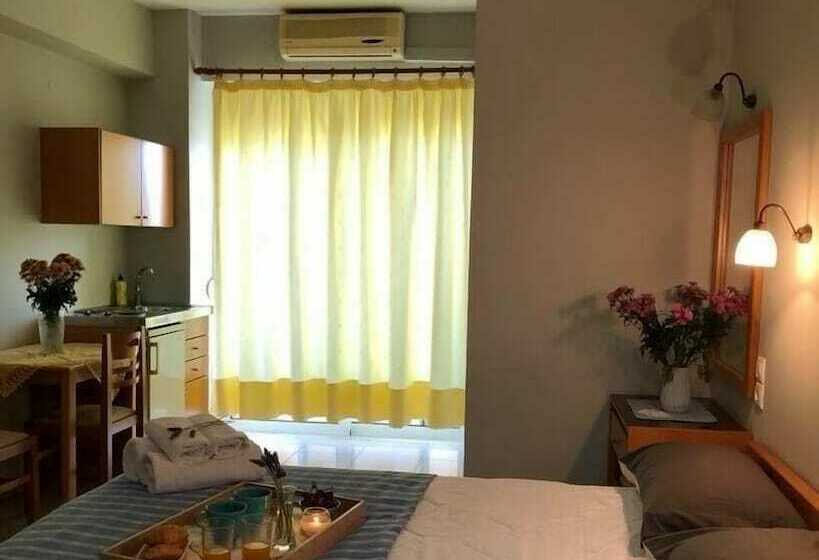 پانسیون Leonidas Rooms