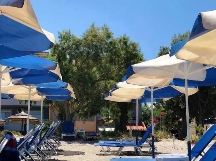 Majatalo Leonidas Rooms