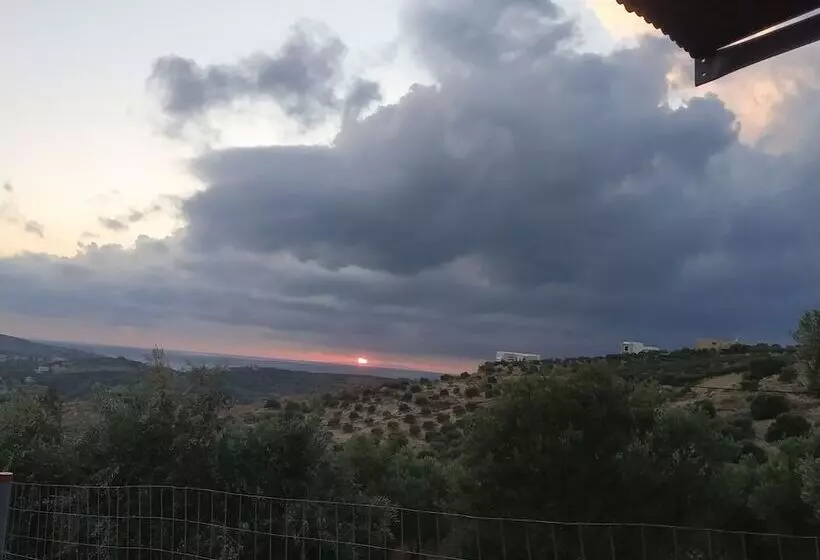 پانسیون To Spiti Tou Papa Sto Vouno