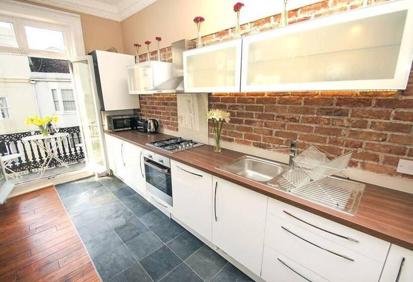 Sillwood Balcony Apartment Central By Brighton Holiday Lets