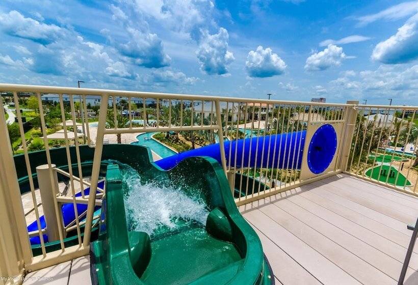 Stunning Lakeview Townhome W/ Private Pool!