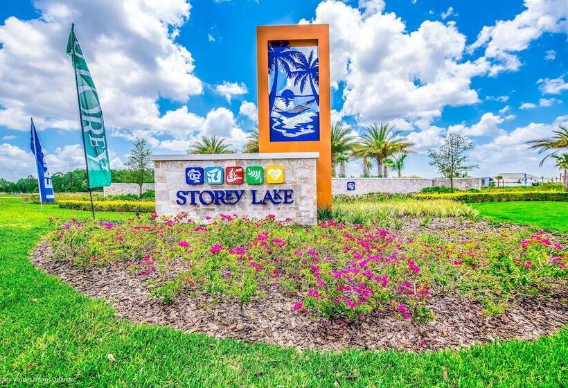 Stunning Lakeview Townhome W/ Private Pool!