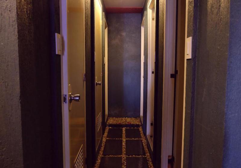 בית מלון כפרי La Place Guesthouse