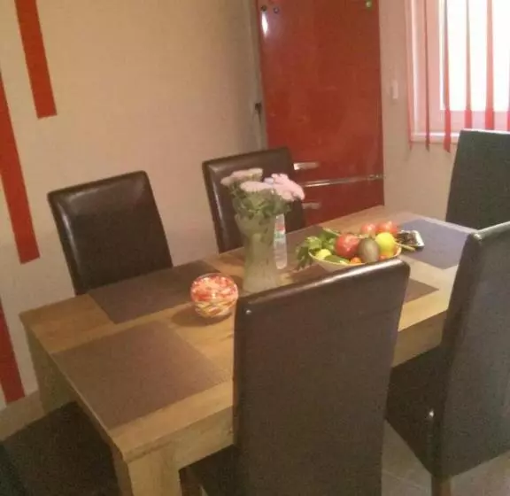 پانسیون Apartman Nisa