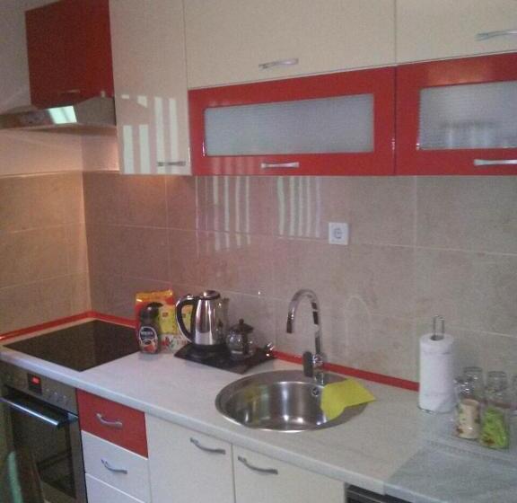 پانسیون Apartman Nisa