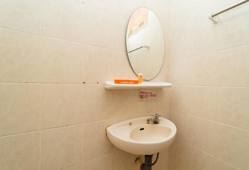 Pension Koolkost Syariah Near Summarecon Mall Serpong