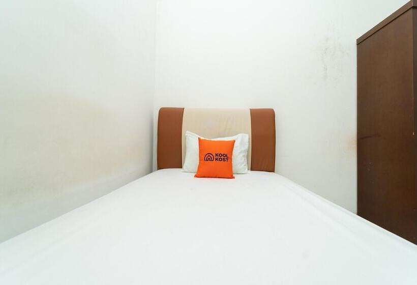 Pension Koolkost Syariah Near Summarecon Mall Serpong