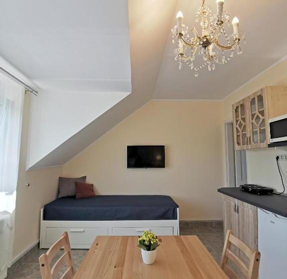 ペンション Magic Holiday Vendégház