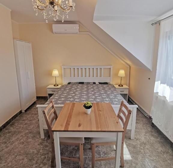 ペンション Magic Holiday Vendégház