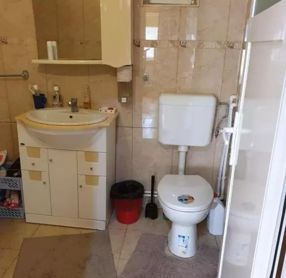 پانسیون Vila Efor