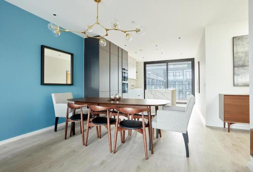 Sonder At Britain Quay