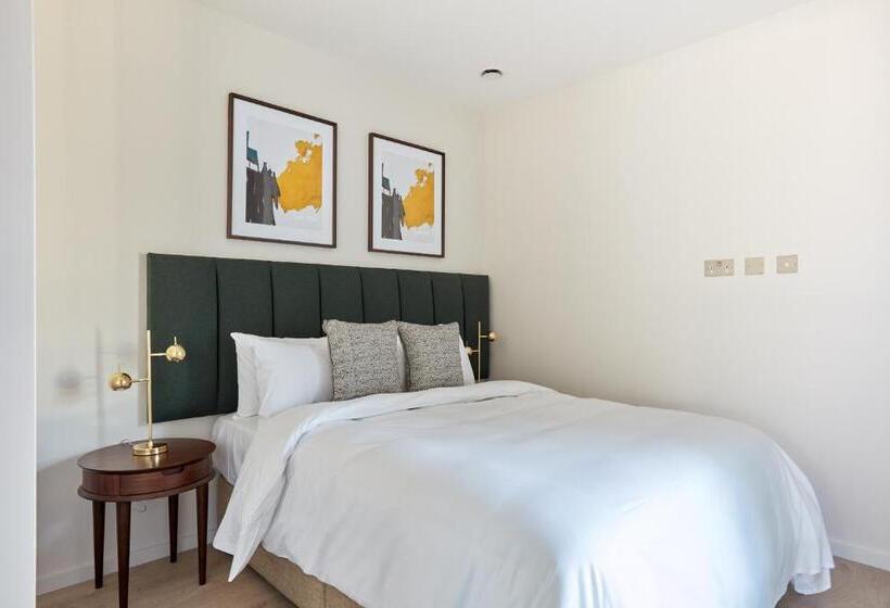 Sonder At Britain Quay