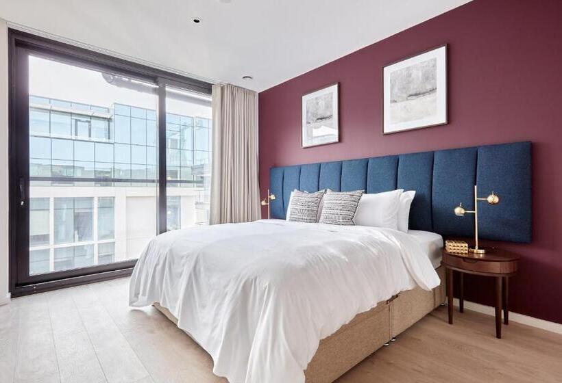 Sonder At Britain Quay